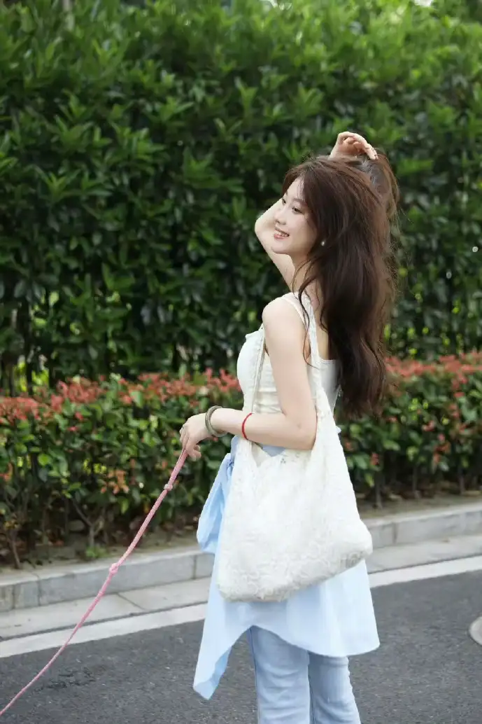 考试酷下载数据对比图